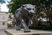 Traveling Baton Rouge Mascot Statue
